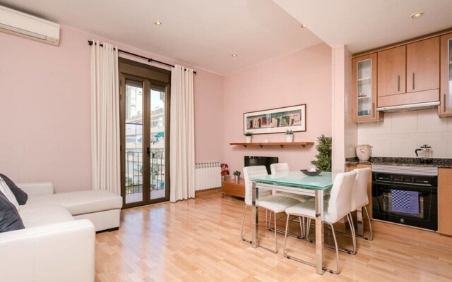 Fantastic 2 Bed Near Plaza Catalunya
