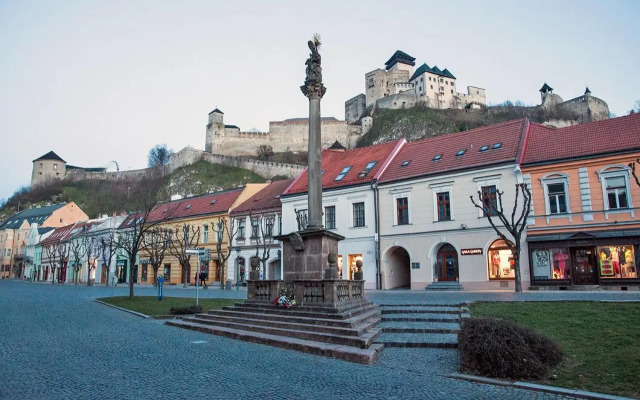 Old Town Apartment
