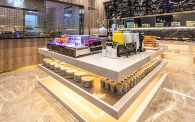 Echarm Plus Hotel (Quanzhou Wanda Plaza)