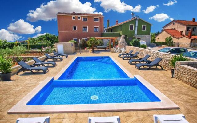 Aparments David 1376