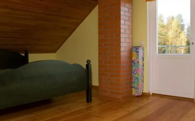 Lehise Holiday House