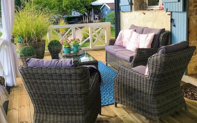 Renovated house with private swimming pool, close to Villefranche-du-Périgord.