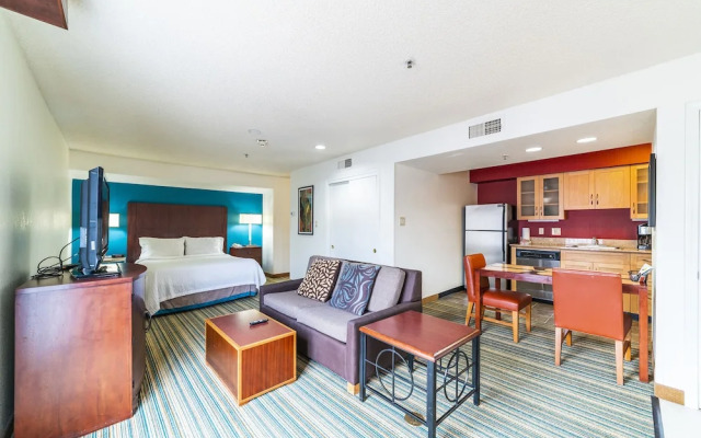 Metro Phoenix All Inclusive Living
