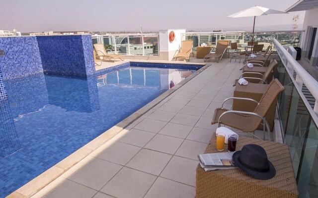 Biarritz Hplus Long Stay