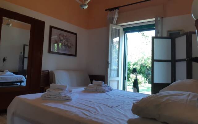 Villa Liberty,exclusive With Garden Pool and Jacuzzi Private