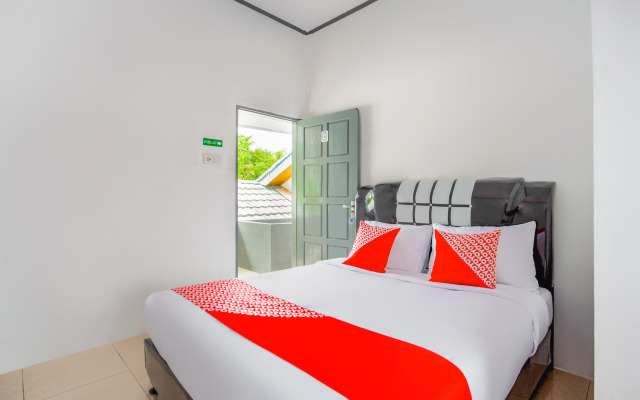 Putri Residence Syariah by OYO Rooms