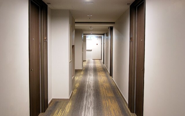 The Green View Hotel