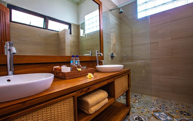 Gili Sands Hotel & Bar