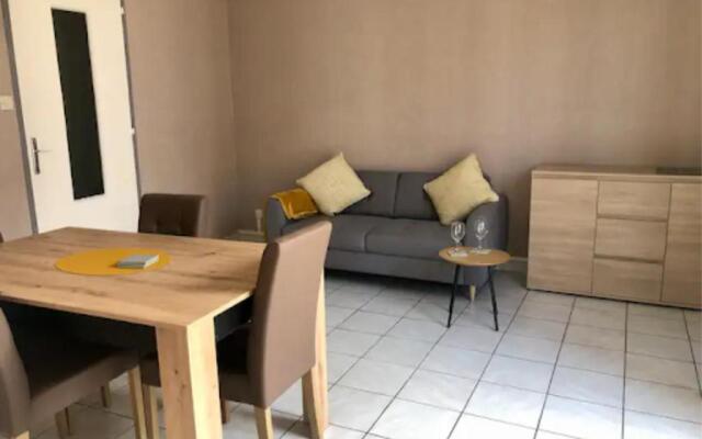 2 Bed Apartment Near the Coast & City Center