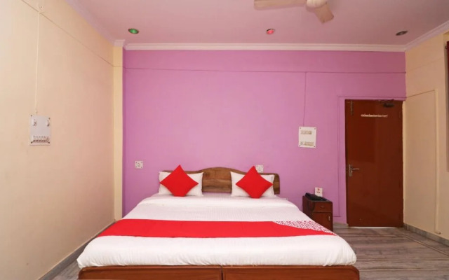 OYO 22577 Hotel City View