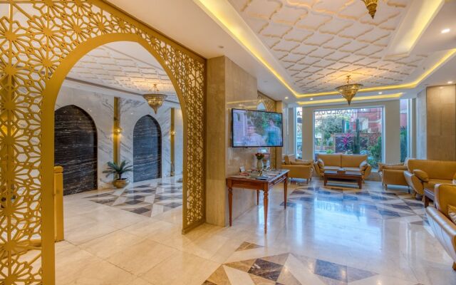 Mamlouk Pyramids Hotel