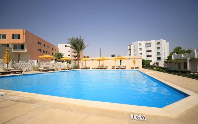 Shams Lodge for Watersports Hotel