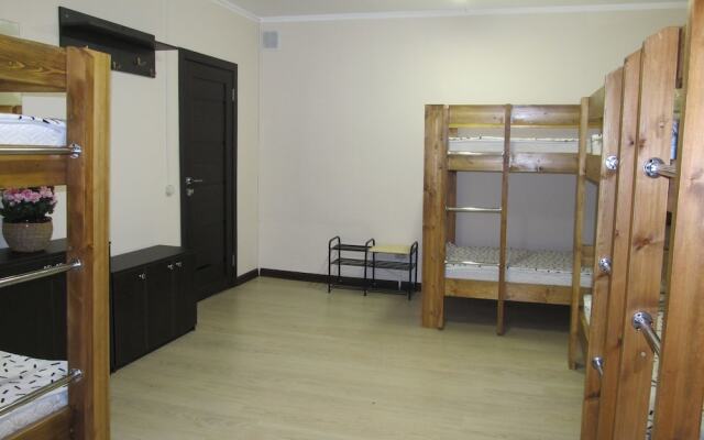 MAK mini hotel - Hostel