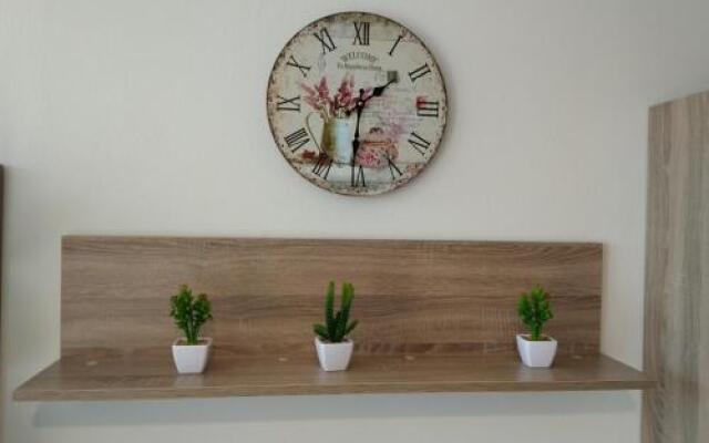 Evris House 1