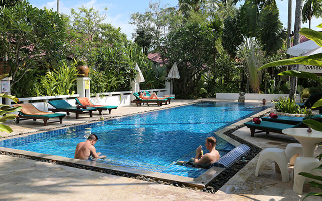 Cocoville Phuket Resort