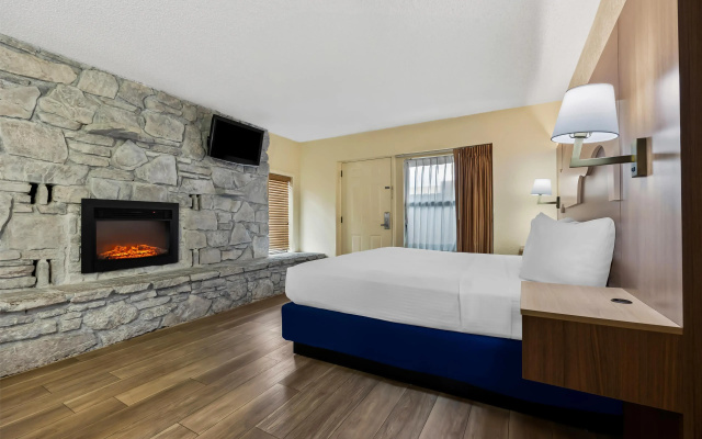 Best Western Center Pointe Inn