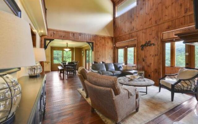 Mossy Brook Lodge Home