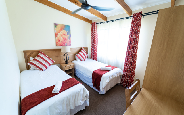 Gooderson Monks Cowl Golf Resort