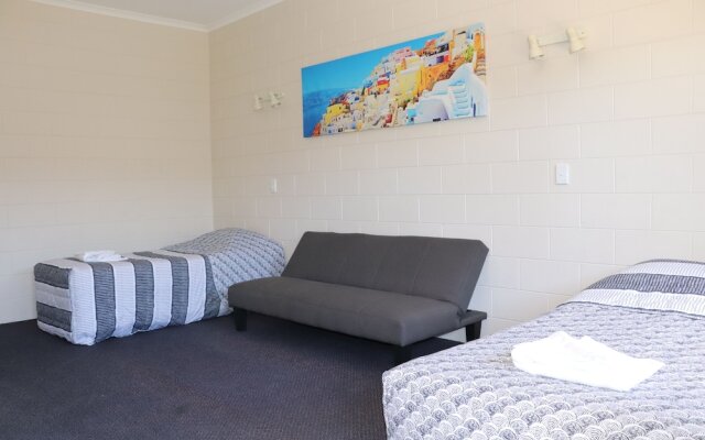 YAL Cairns - A Motel that makes a difference