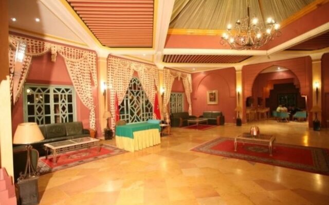 Hotel Karam Palace