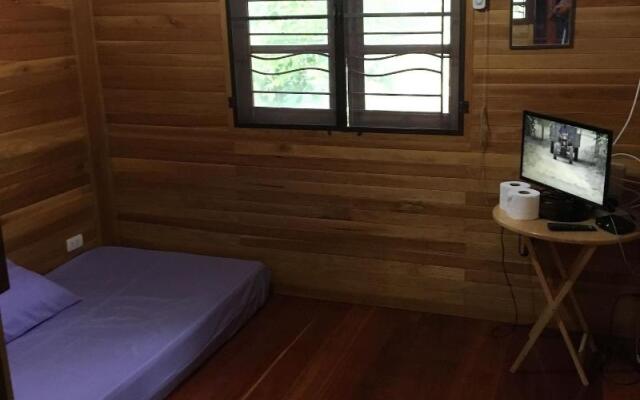 Baan Suan View Dee Homestay