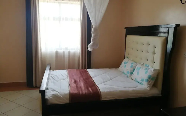 Reyna Hotel Machakos