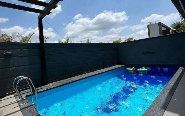 Boss 3BHK Pvt Pool by Stellar Stays