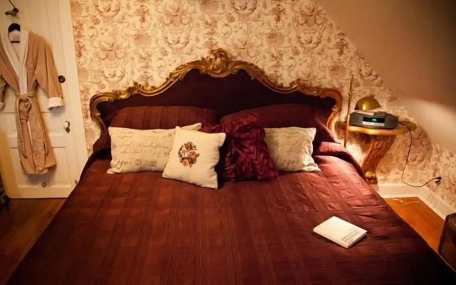 Rivertown Inn