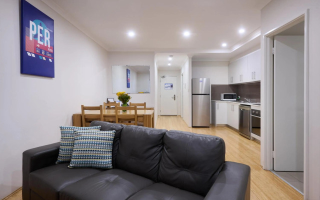 Airport Apartments by Vetroblu