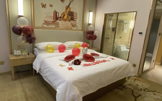 Vienna Hotel (Xinji TV Tower)