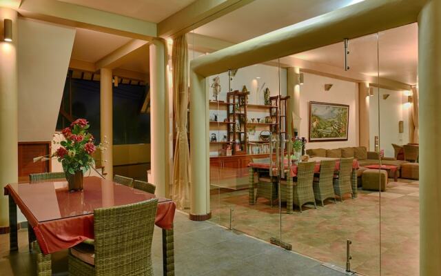 Villa Kayu Putih