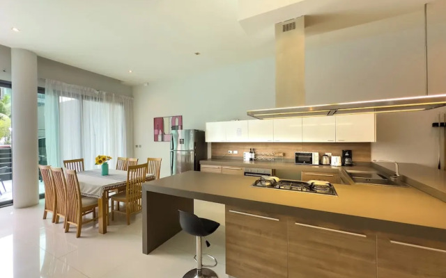 Fantastic SeaView 4BR Private Pool Villa