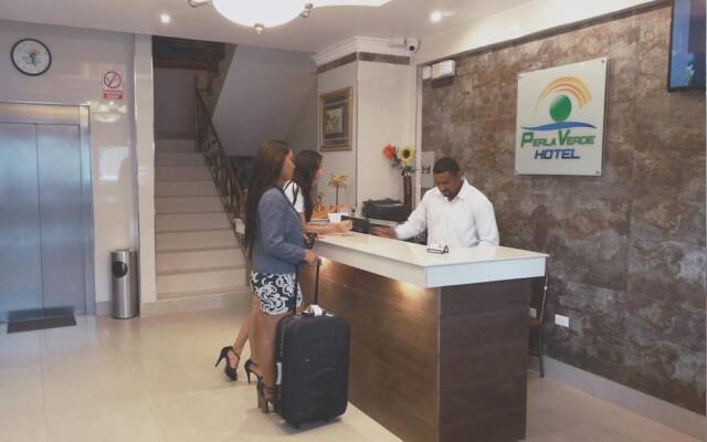 Hotel Perla Verde