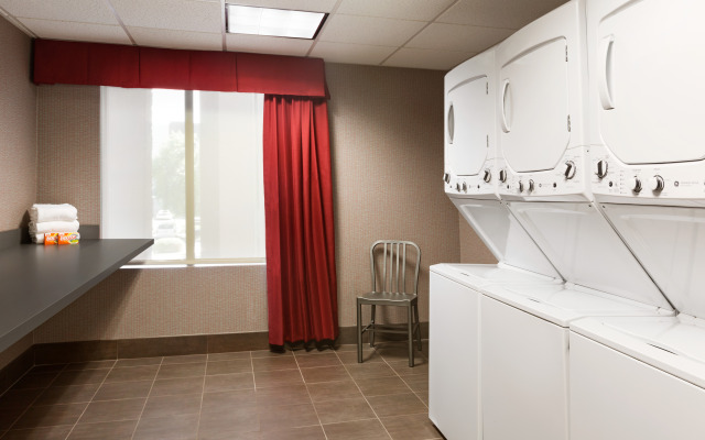 Hampton Inn & Suites Phoenix Glendale-Westgate