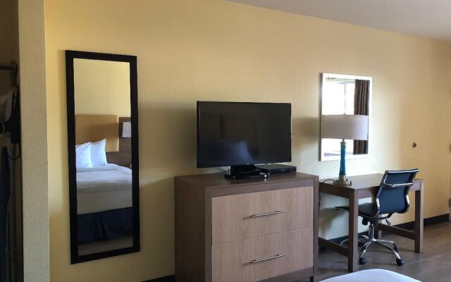 Days Inn Hayward Airport