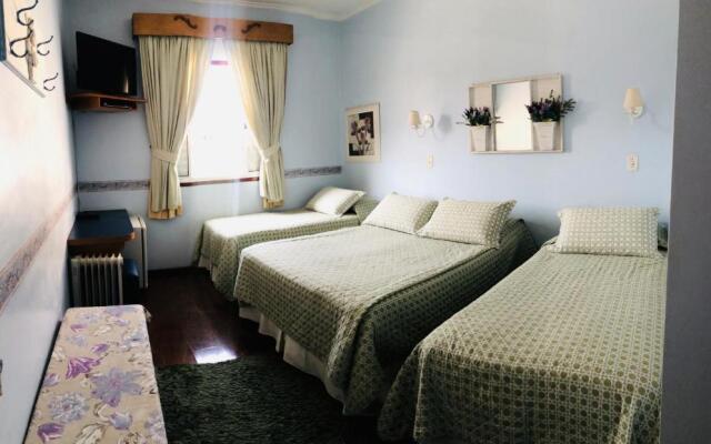 pousada ararinha azul