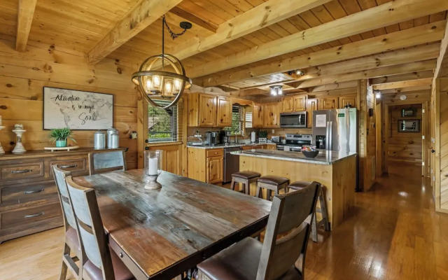 Cabin w/ Hot Tub, Theater & Games!