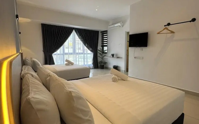 Maca Hotel by Sky Hive