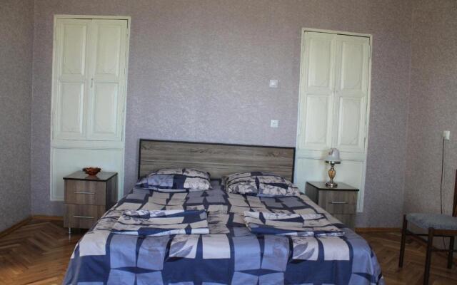 Family Hotel In Nukriani , 2km from Sighnaghi
