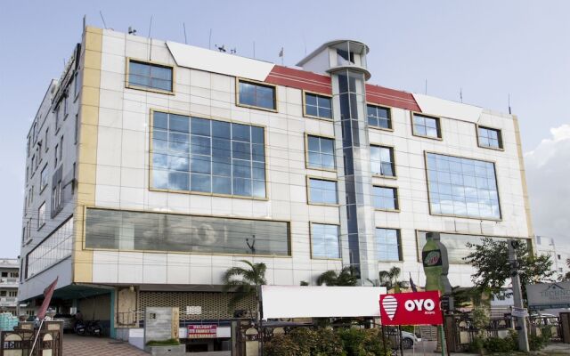 OYO 3968 Chandras Residency