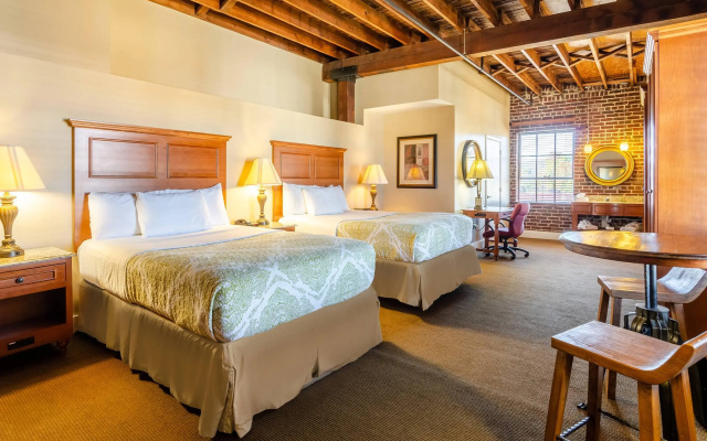Jackson Park Inn, an Ascend Collection Hotel