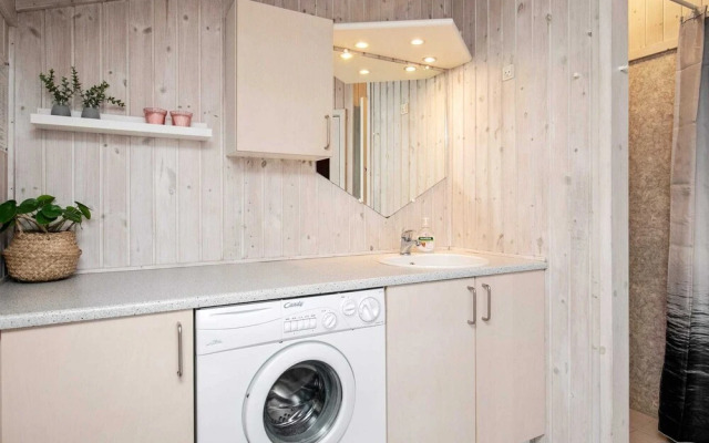 10 Person Holiday Home in Humble-by Traum