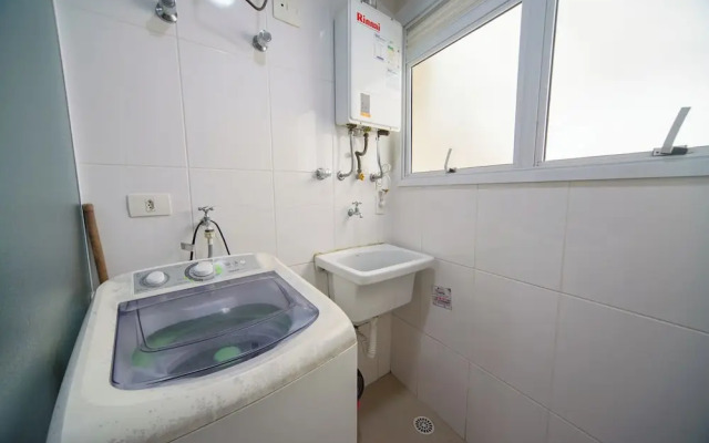 Apto pet Friendly c Churrasqueira a 100m da Praia