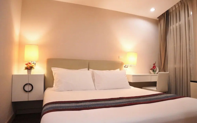 Icon Narindra Suites Hotel