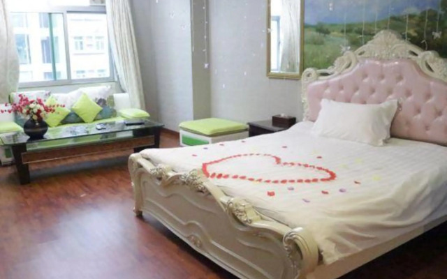 Jinhuang Theme Hotel