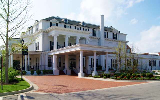 Historic Boone Tavern Hotel and Restaurant