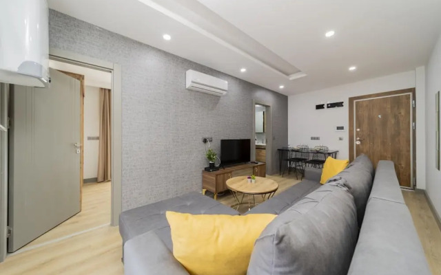 Modern Flat w Balcony 10 min to Beach in Antalya