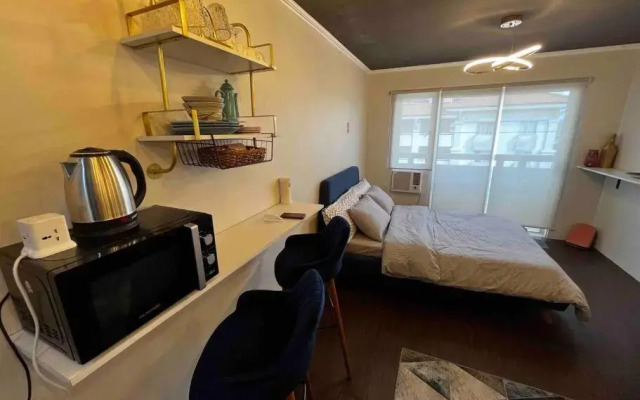 Cozy Ocean Blue Condo 43in TV & Netflix