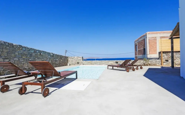 Nikoi Villas