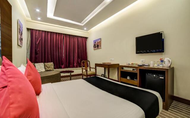 OYO Hotel: Capital O New Haven Hotel Near Lotus Temple